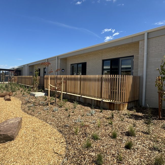 20231204_001401032_iOS - Brat