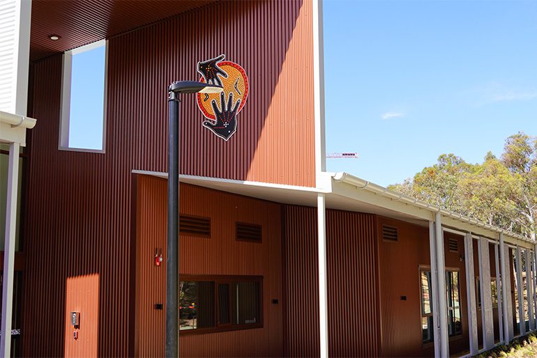 cit-yurauna-exterior-portico-artwork