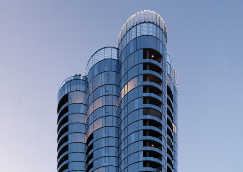10CS_Rooftop_Crown_1